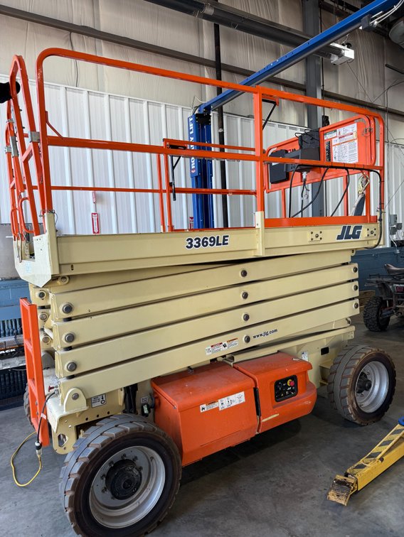 JLG 3369LE Scissor Lift