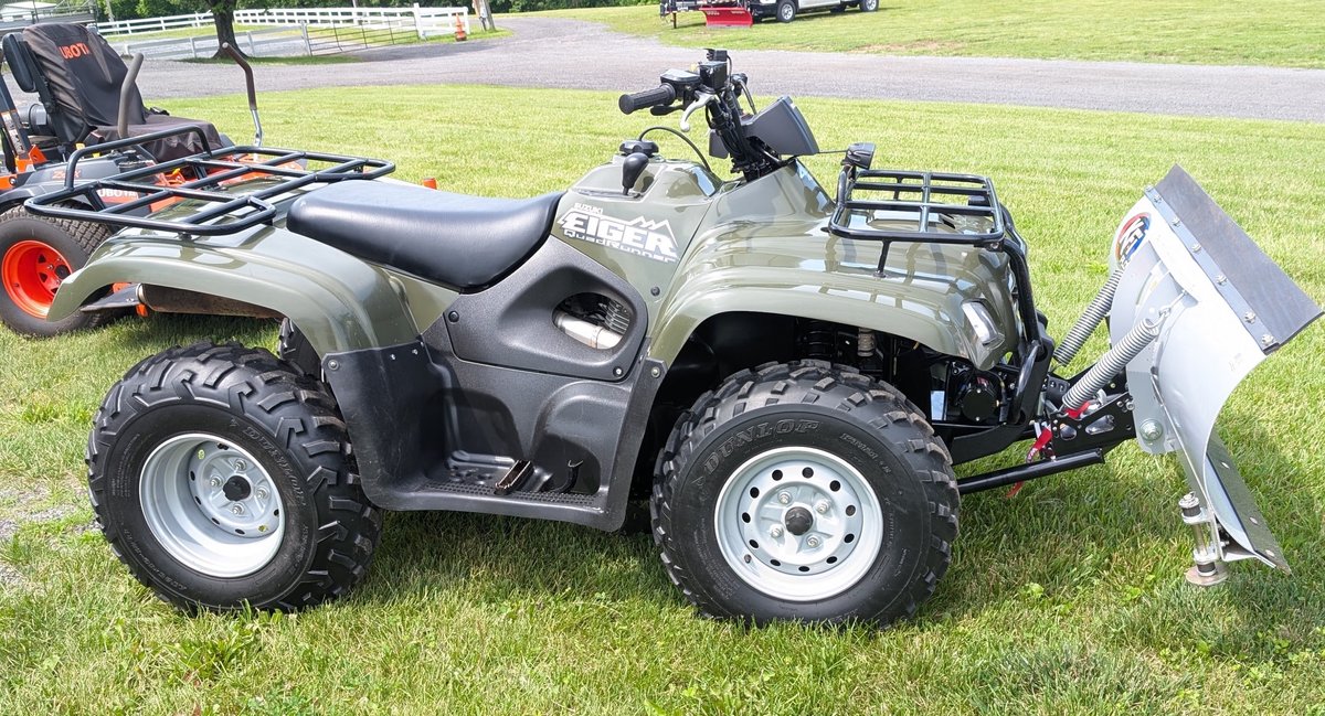 2006 Suzuki Eiger 4x4 Quadrunner w/ Front Mount Snow Blade