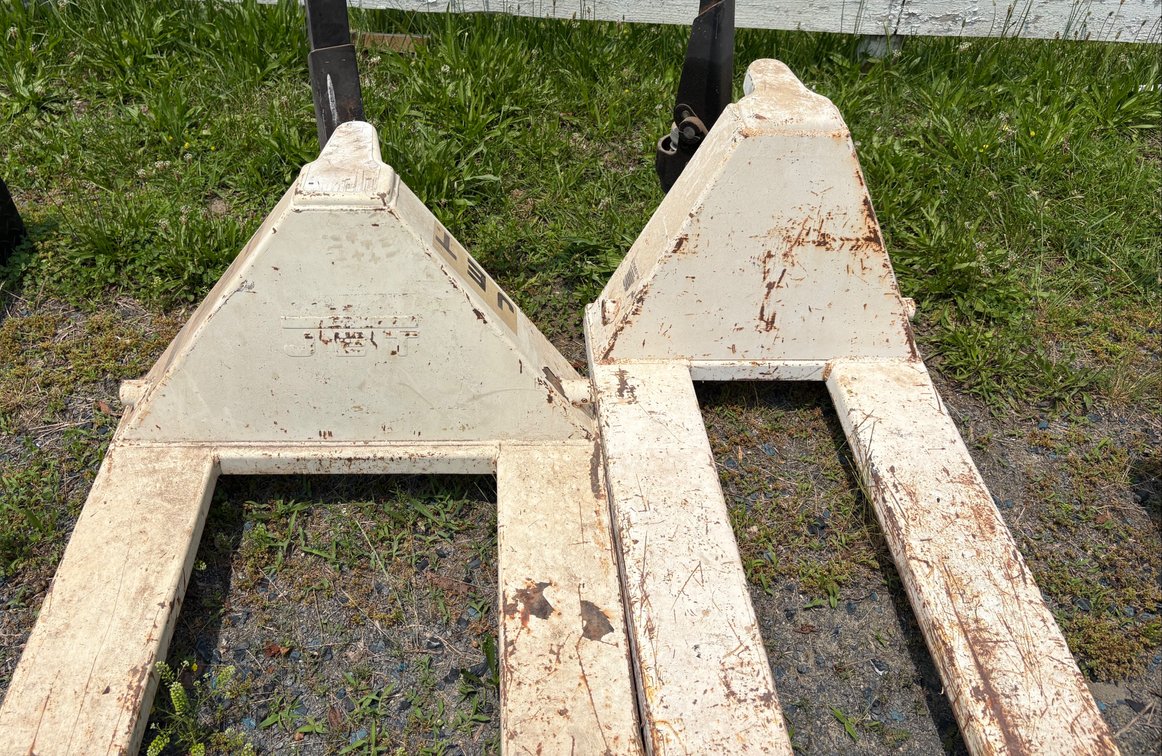 (2) Pallet Jacks