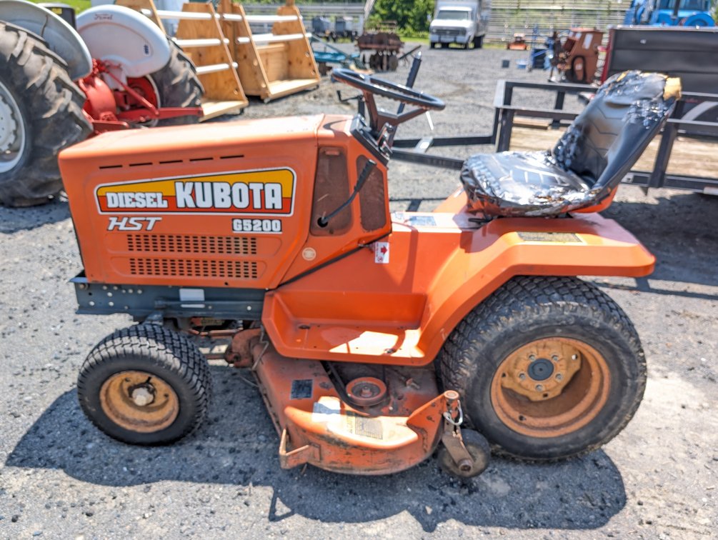 Kubota HST G5200 48” Riding Mower (Diesel)