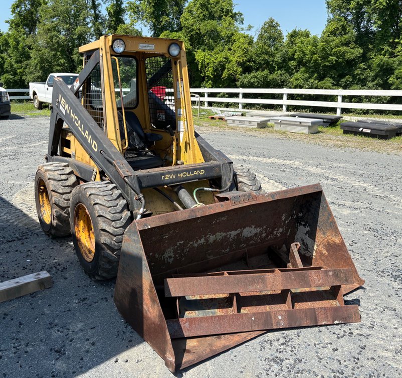 New Holland L555 Deluxe Diesel Skid Steer