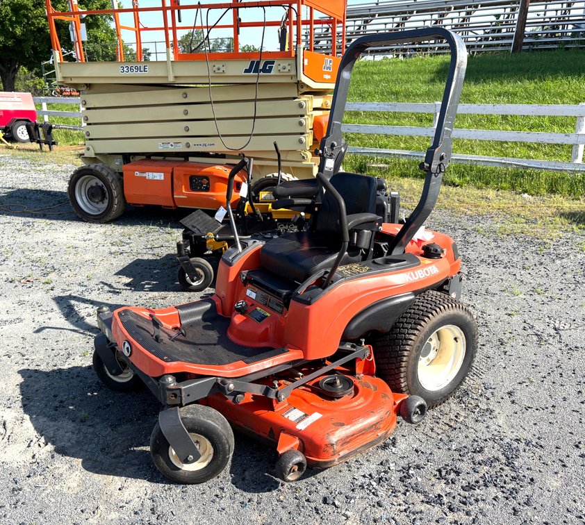Kubota ZG23 Zero Turn Mower