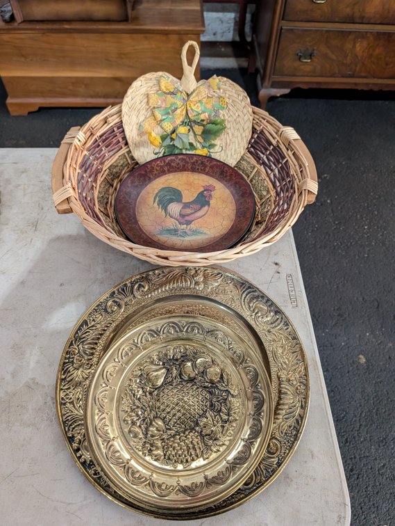 Basket, Chicken Plate, Metal Fruit Plates