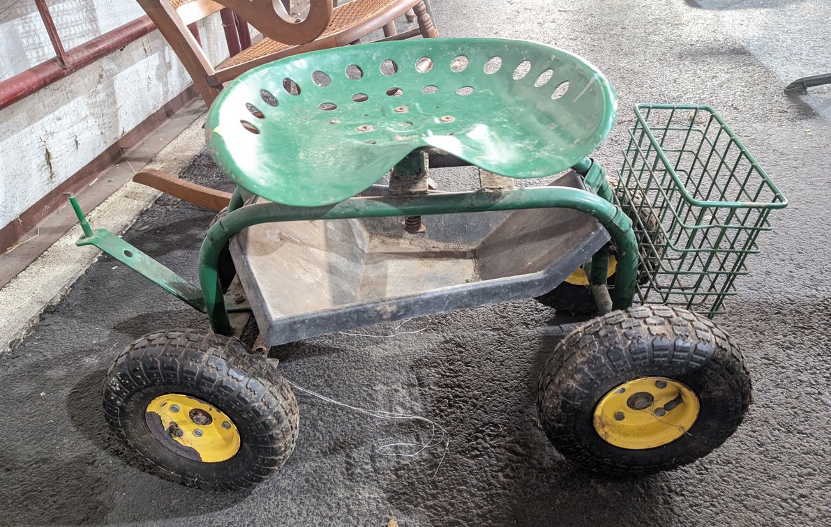 Metal Seat Garden Cart w/Attachment 