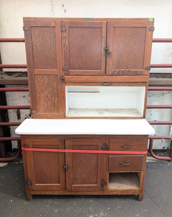 Marsh Hoosier Cabinet w/Flour Bin