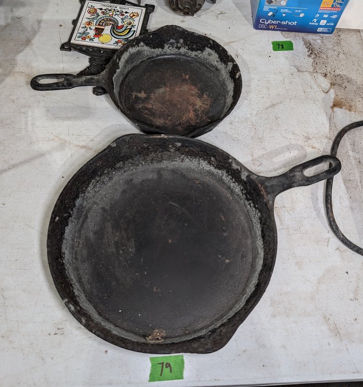 (2) Cast Iron Skillets, Hand Meat Grinder & Trivet