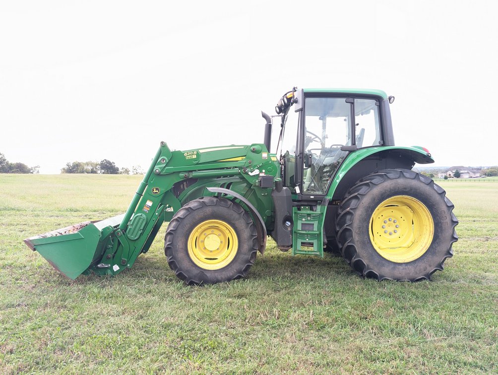 John Deere 6120M w/ 620R Loader