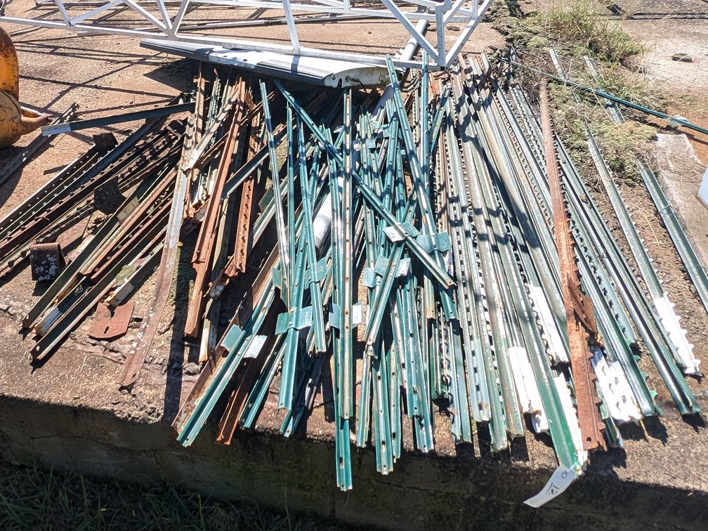 Large lot of T Posts
