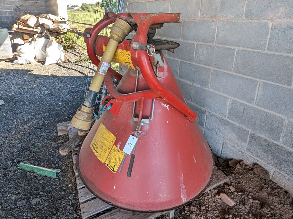 King Kutter 500 Spreader