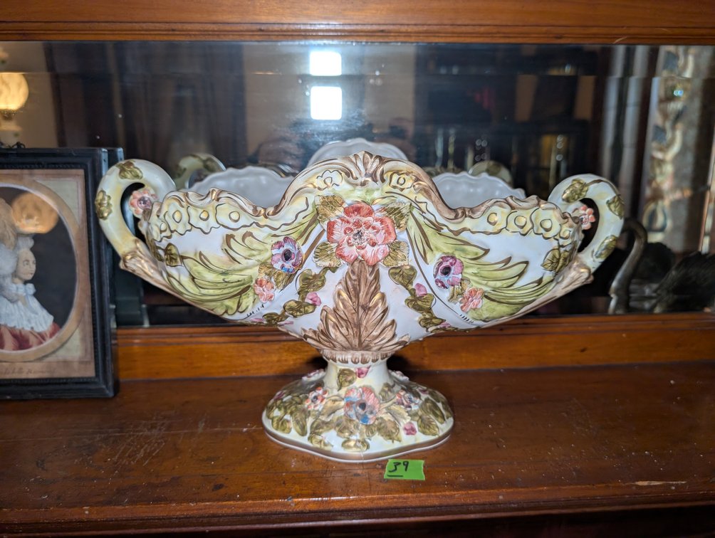 Porcelain Capodimonte Centerpiece Bowl