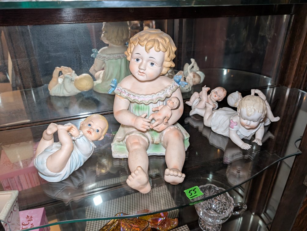 (4) Porcelain Figurines 