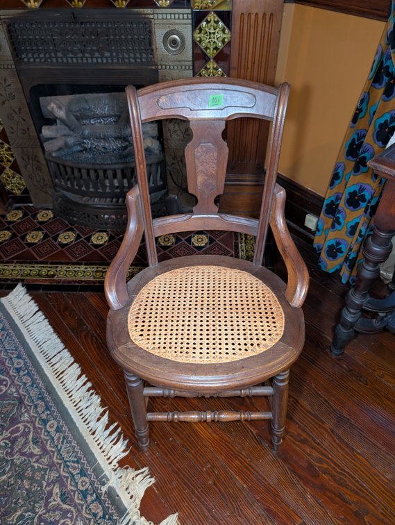 Victorian Hip Chair