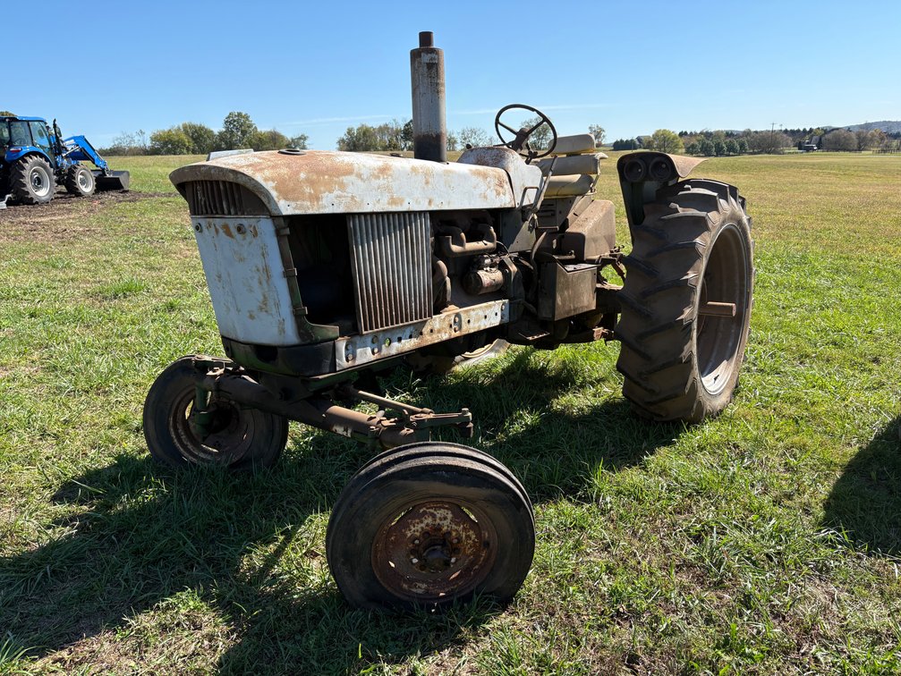 John Deere 3010 Tractor