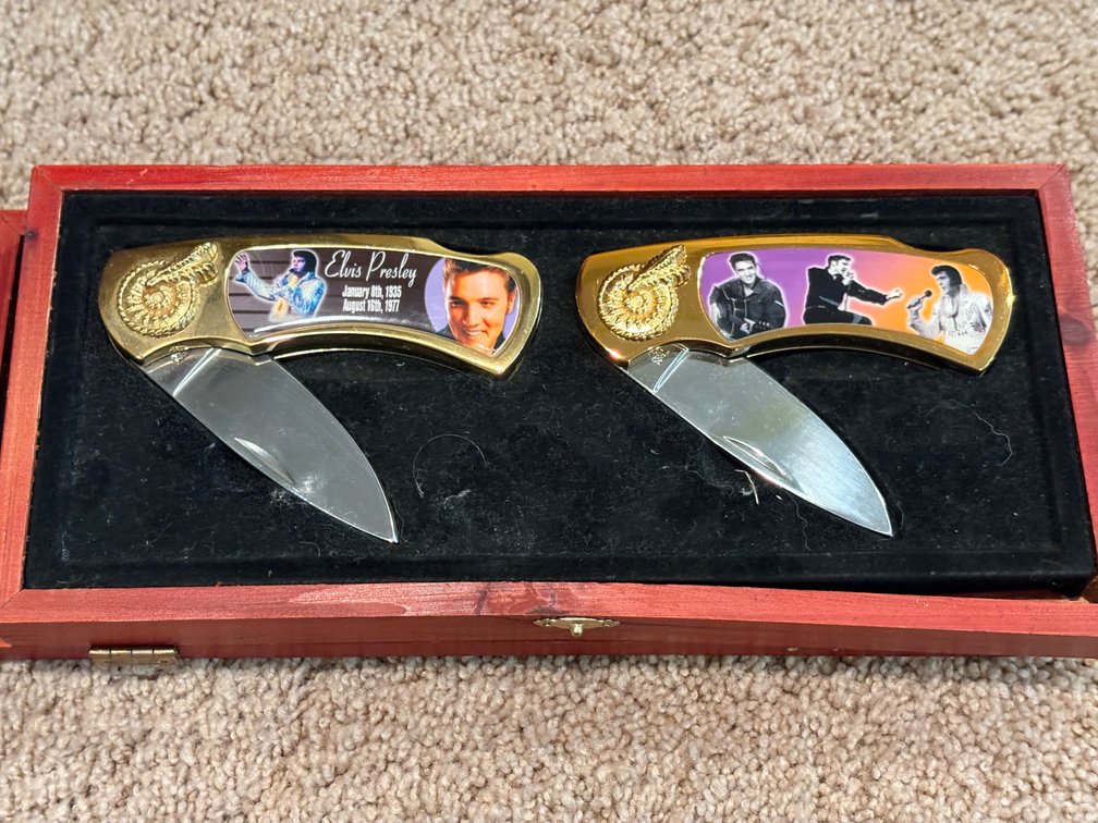 Set of Elvis Commemorative Folding Knives