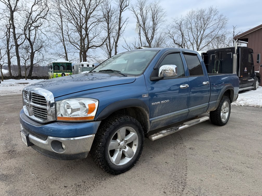 2006 Dodge Ram 1500 4x4 Quad Cab Pick Up