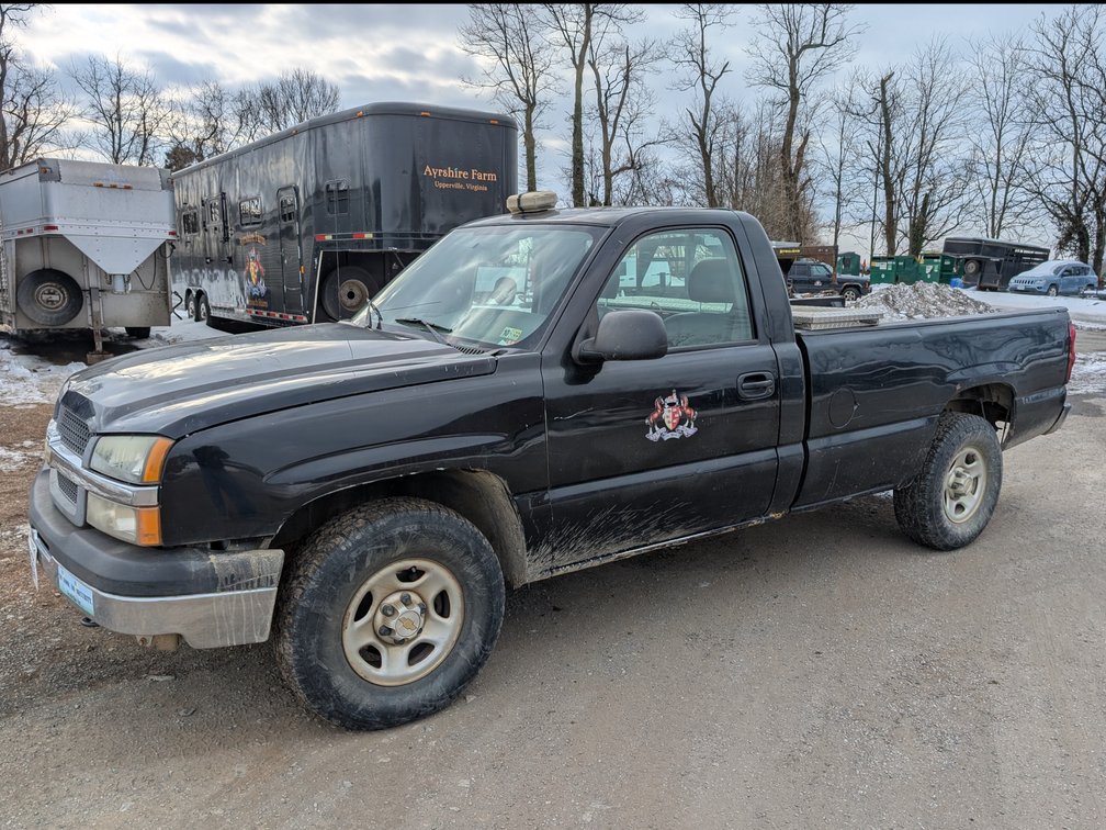 2004 Chevrolet Silverado Pickup Truck