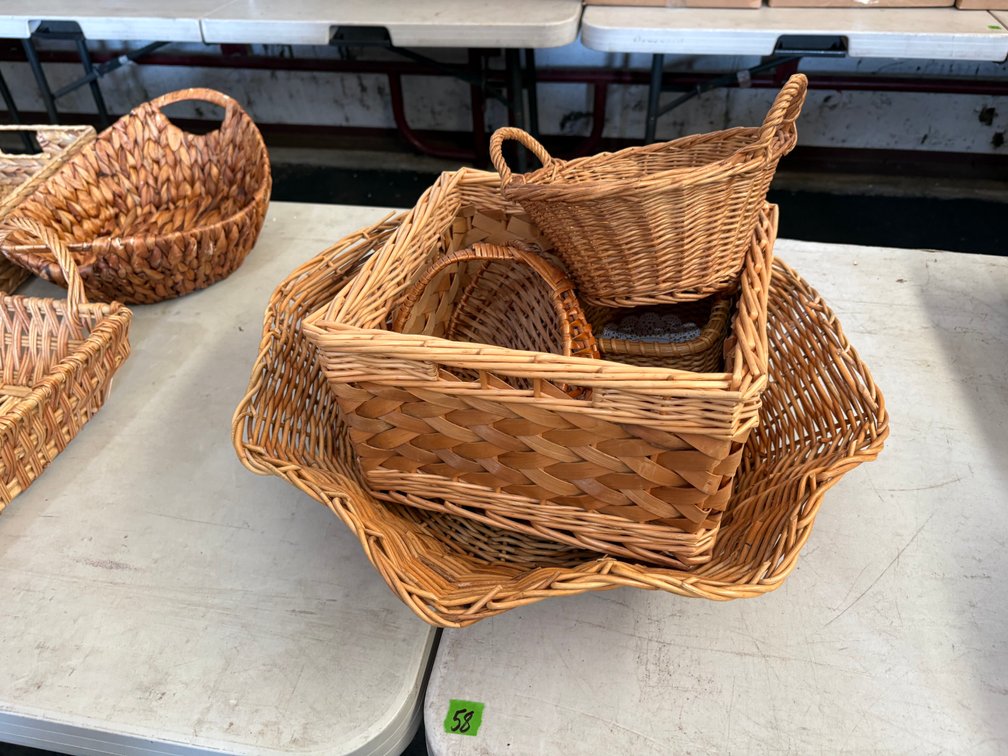 (5) Baskets