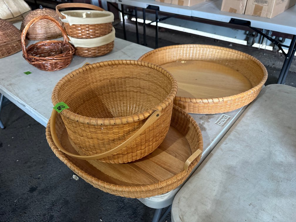 (2) Wood & Wicker Serving Trays & Carry Basket