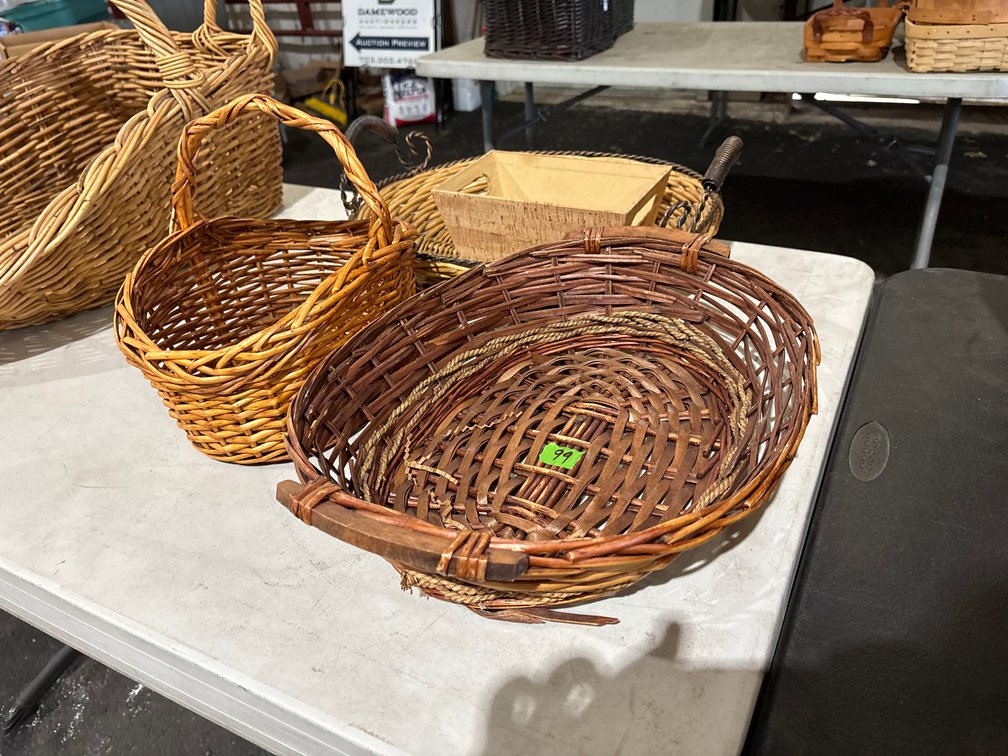 (3) Baskets & Wood Serving Box