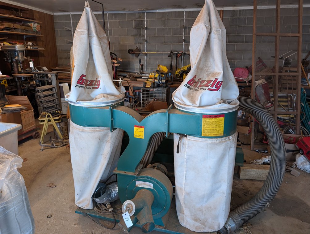Grizzly Industrial Dust Collector