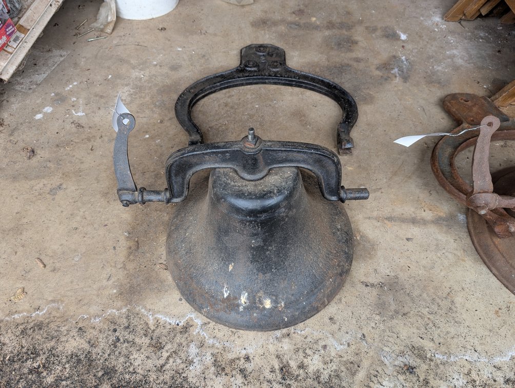 Antique USA #2 Cast Iron Bell