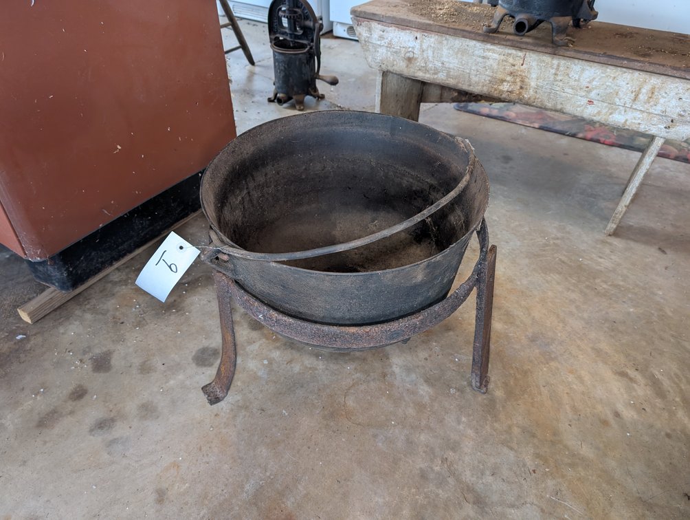 Small Butchering Kettle w/ Handle on Stand