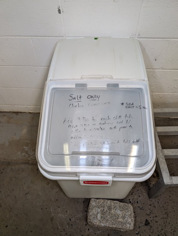 Rubbermaid Commercial ProSave Mobile Ingredient Bin