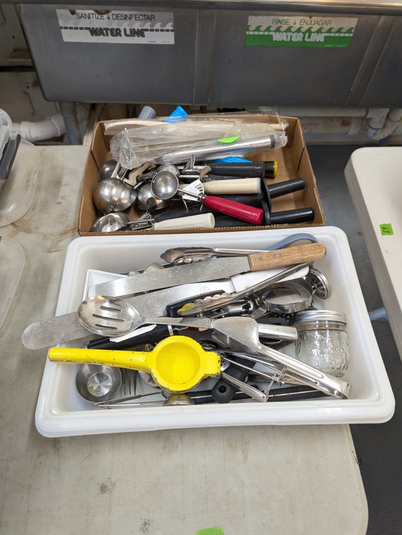 Large Lot of Kitchen Utensils - Knives, Measuring Spoons Juicers, Etc