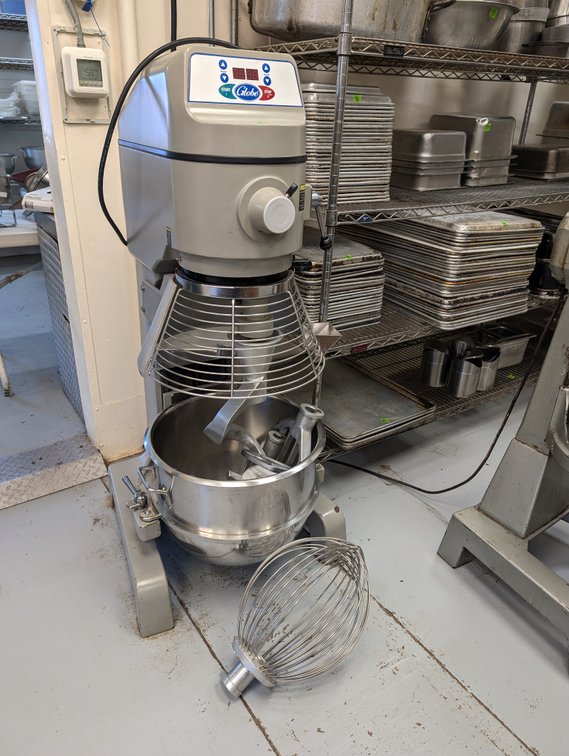 Globe SP30 30-quart Commercial Planetary Floor Mixer