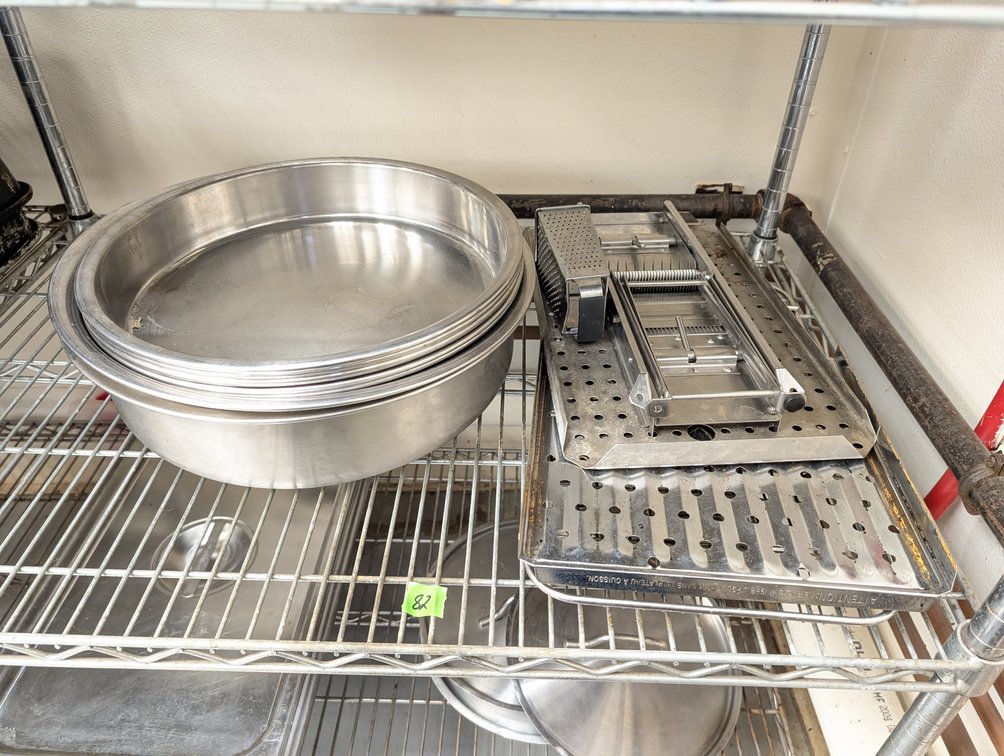 Commercial Stainless Steam Table Pans and Accessories