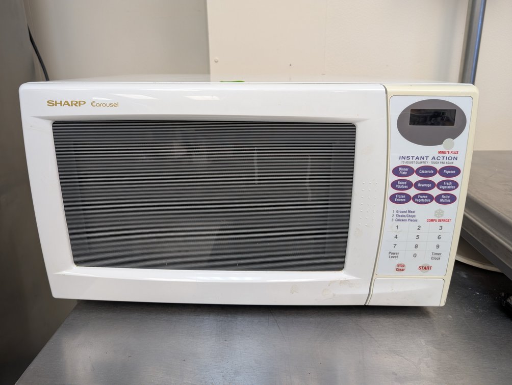Sharp Carousel Microwave Oven