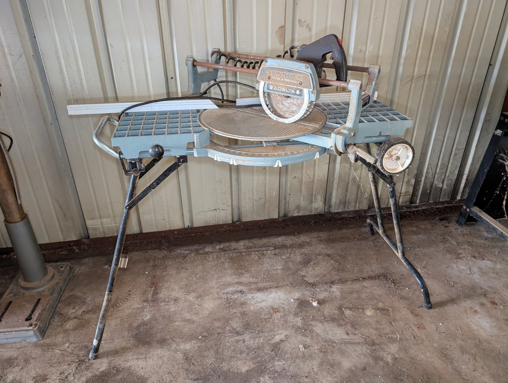 Delta Sawbuck Frame and Trim Saw