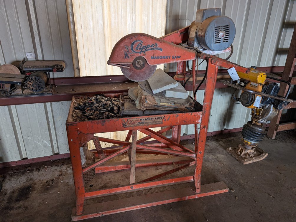 Norton Clipper Masonry Saw