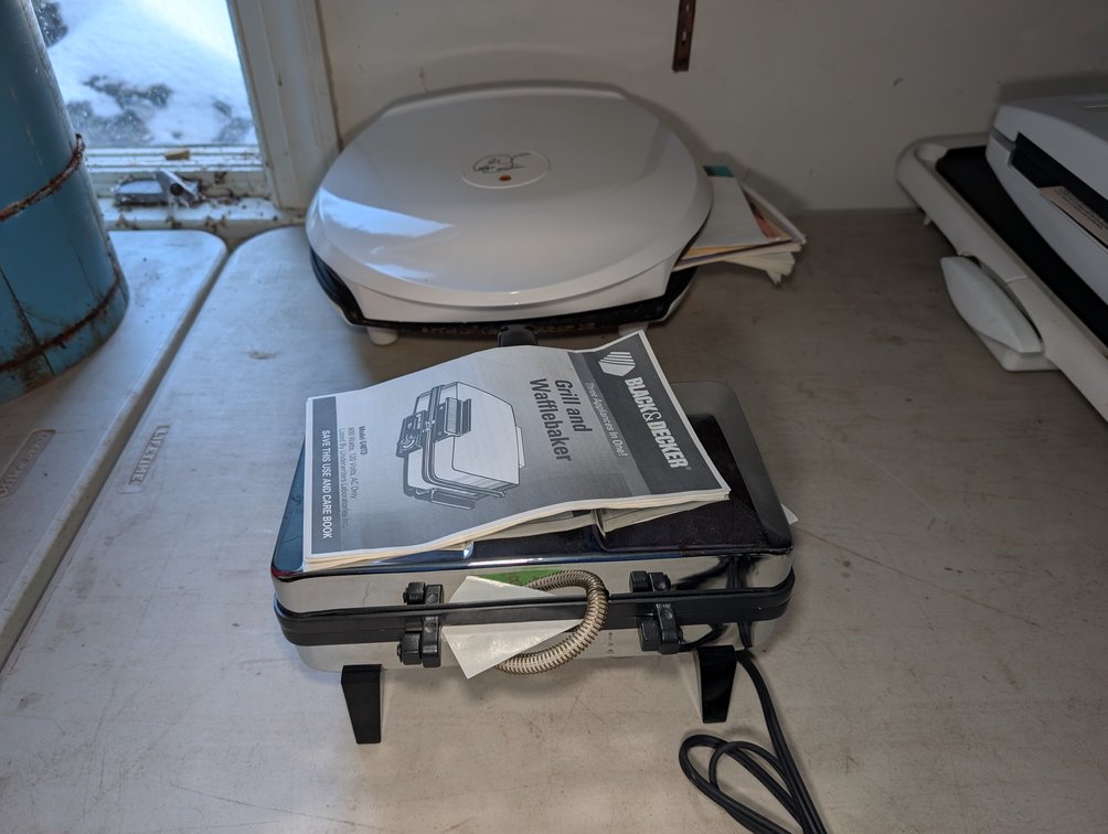 Cucinapro Krumkake Baker and B&D Grill & George Foreman Grill