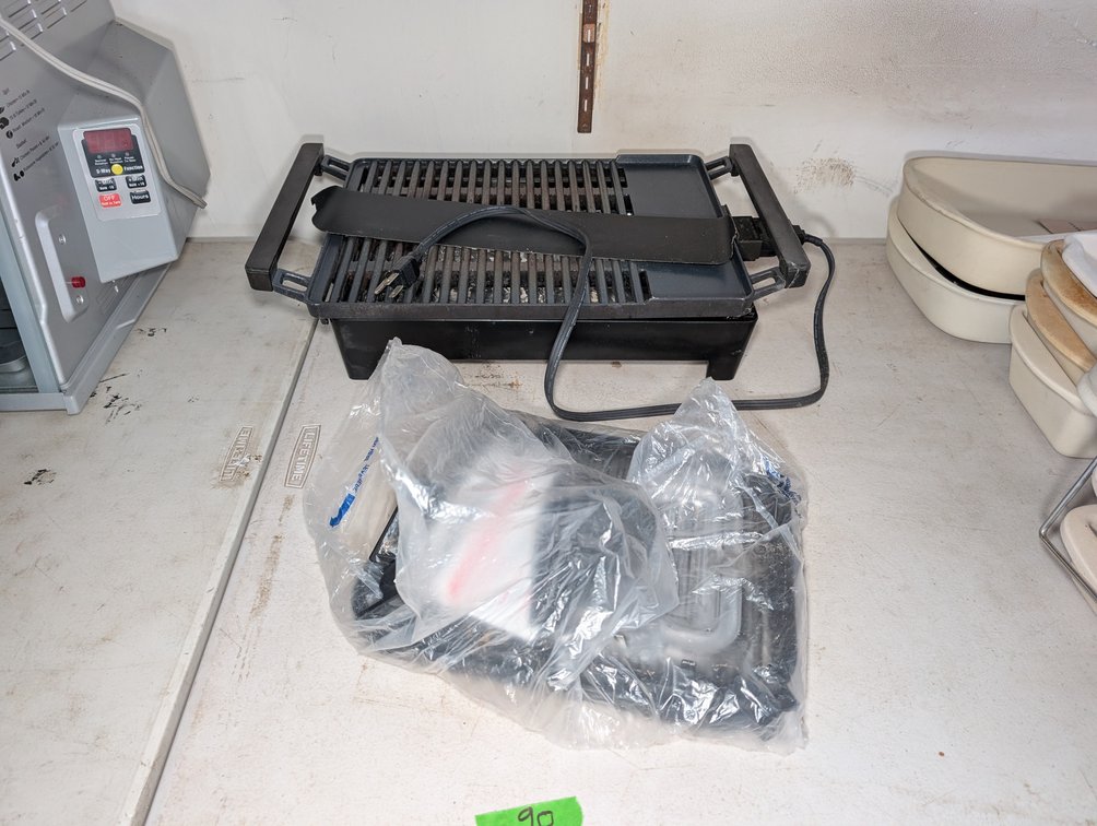 Electric Indoor Grill (Smokeless)
