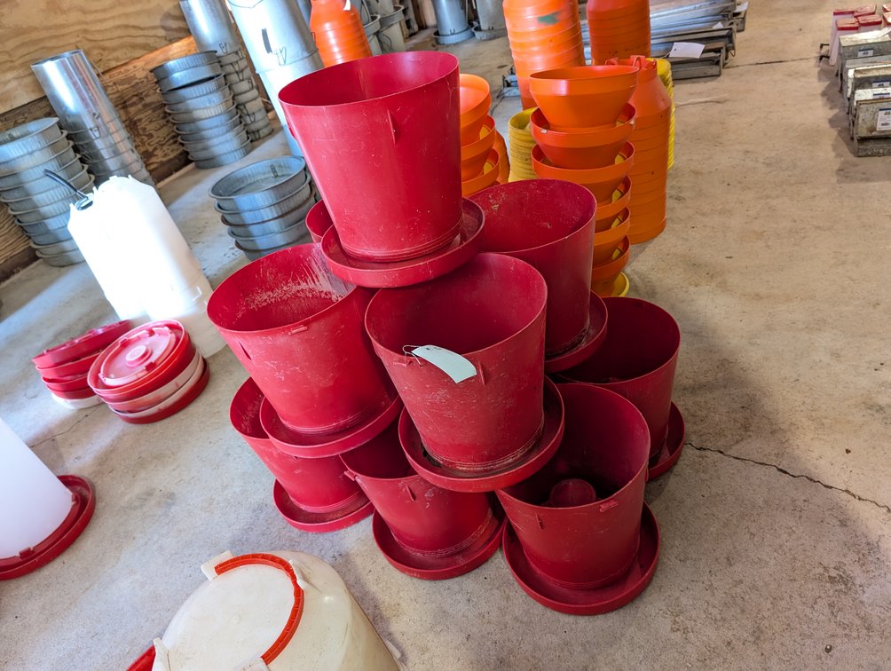 Poly Chicken Feeder