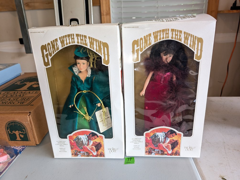 Lot of (2) World Doll "Gone With The Wind" Limited Edition Collectible Dolls
