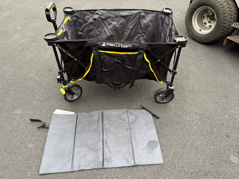 Gorilla Carts Folding Utility Lawn Cart with Carrying Case