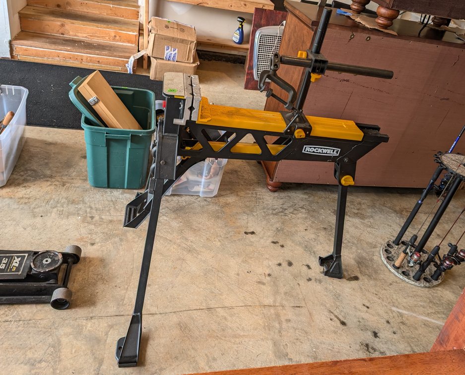 Rockwell JawHorse Portable Workstation / Clamping Vise Stand