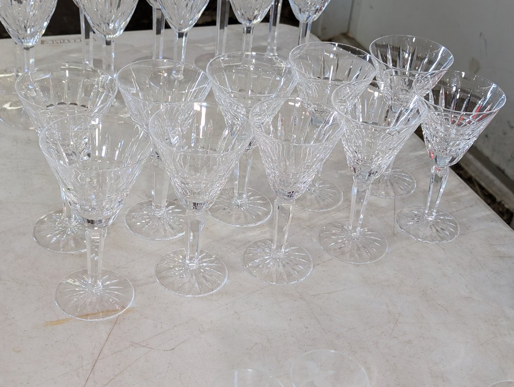 (10) Waterford Crystal Wine Glasses with Sunburst Bases