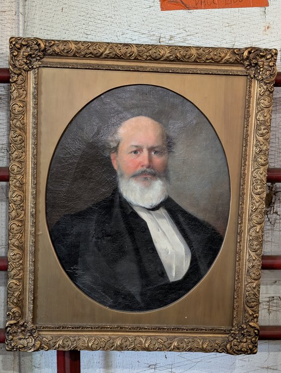 Antique 19th Century Oval Portrait of a Gentleman with White Beard in Ornate Gilt Frame