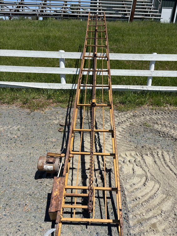 Hay Elevator w/ Motor