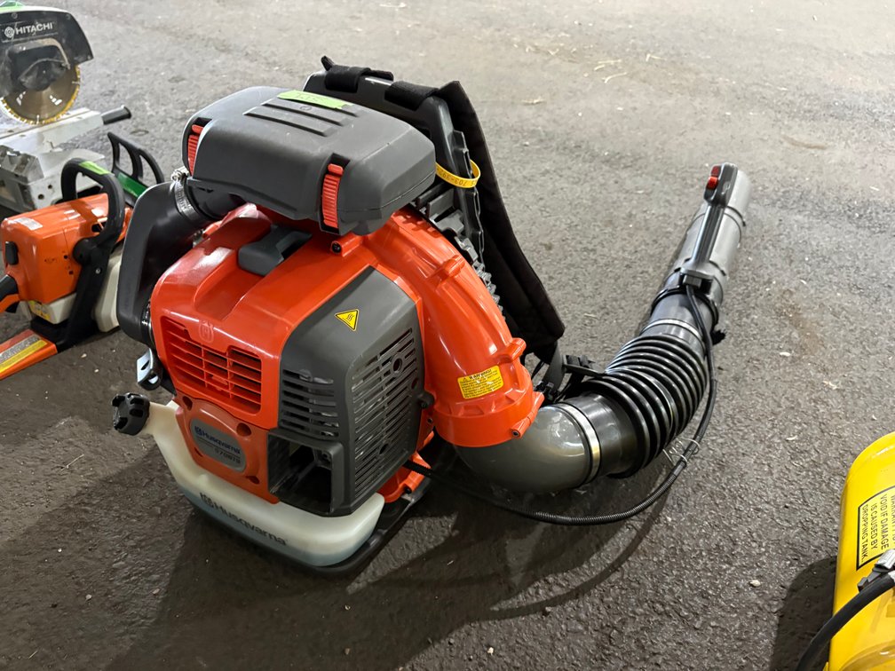 Husqvarna 570BTS Commercial Backpack Leaf Blower