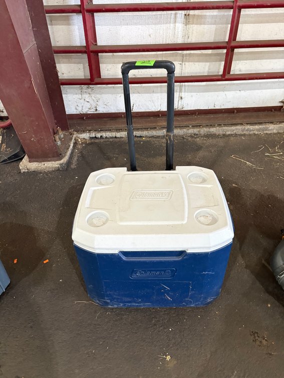 Coleman 50-Quart Blue/White Rolling Cooler with Telescoping Handle