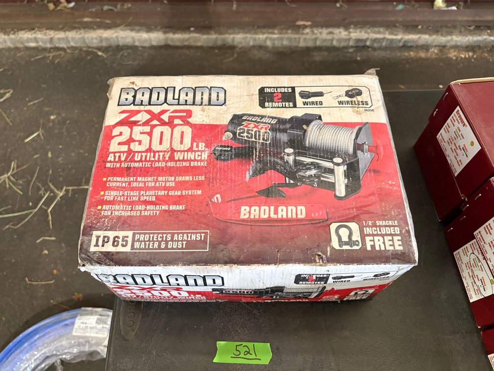 Badland ZXR 2500 lb. ATV/Utility Winch with Remote Controls (New in Box)