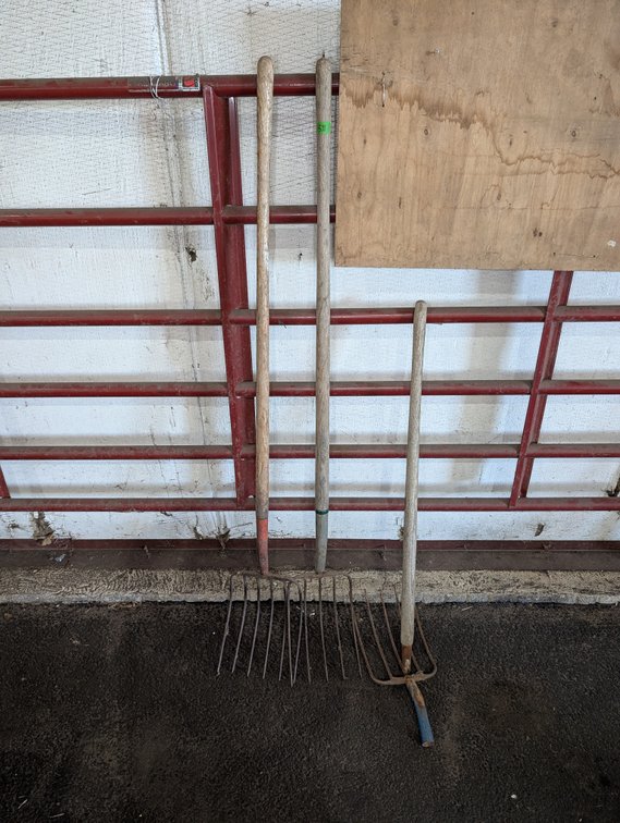 (3) Pitch Forks