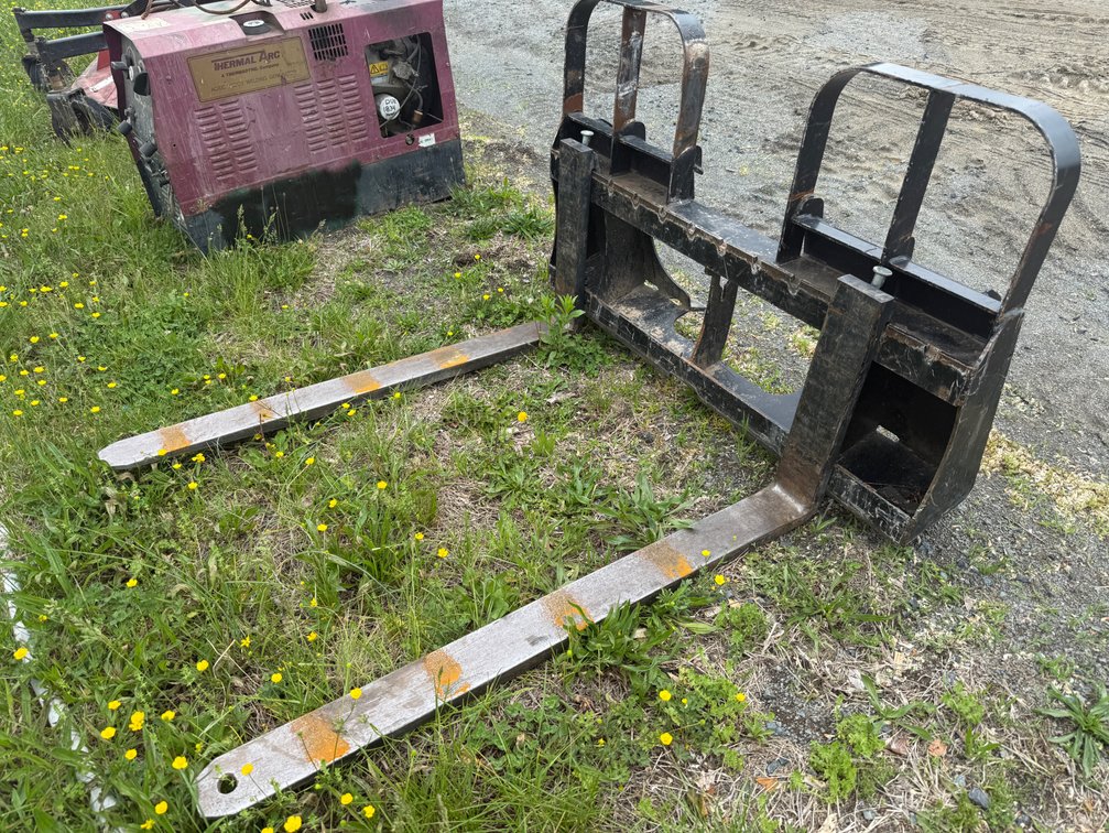 Forks 48”, quick attach