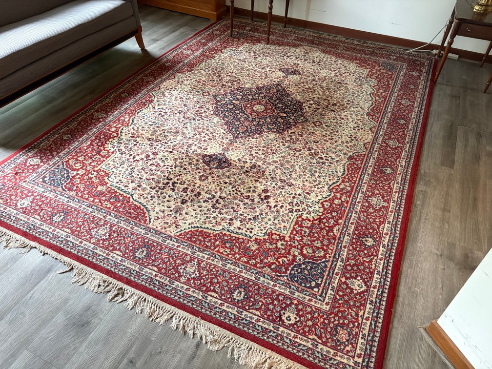 Large Traditional Persian Style Area Rug with Floral Medallion