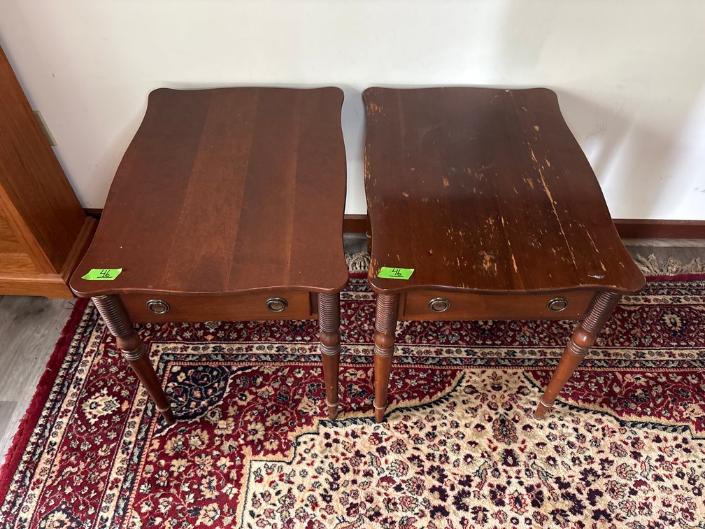 Pair of Vintage Mahogany Finish Side Tables with Turned Legs