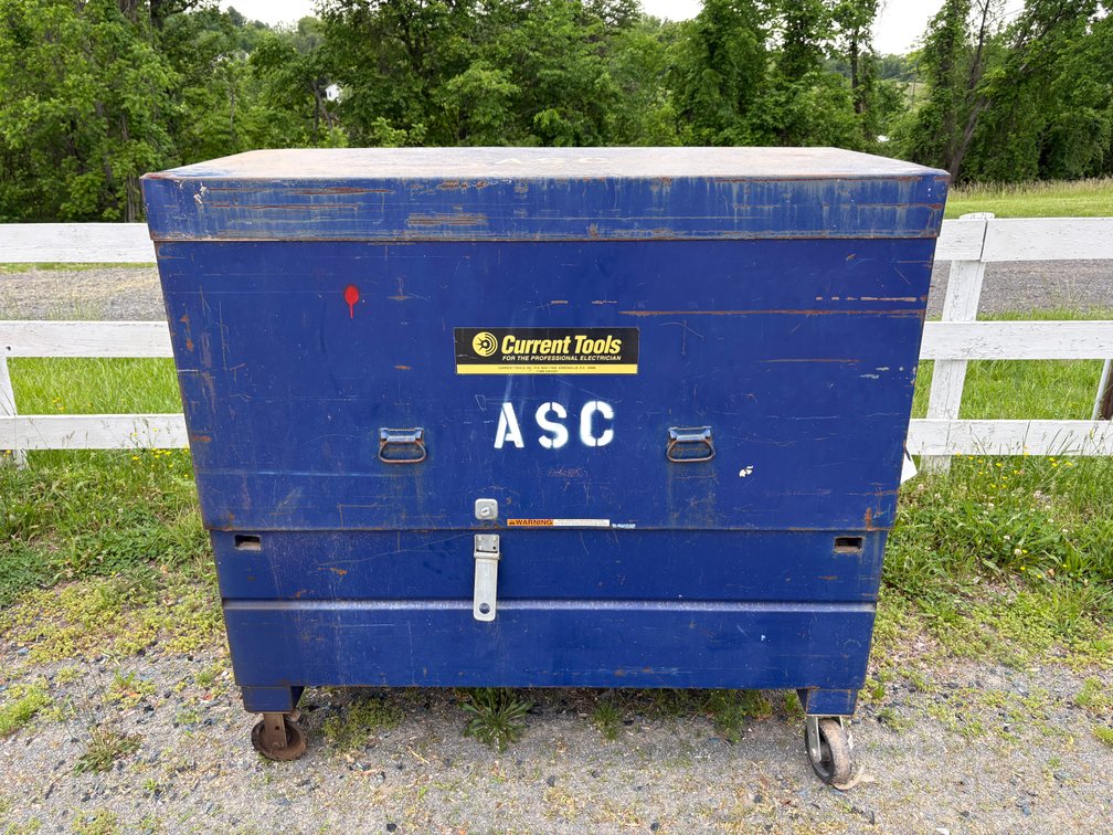Job box on wheels
